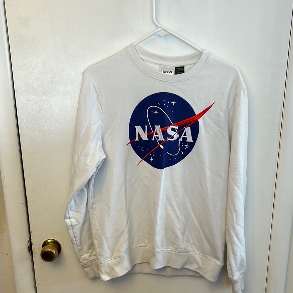 NASA White Sweatshirt Size Medium